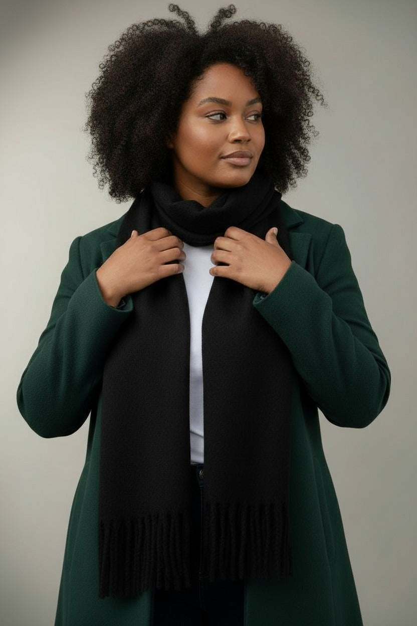 NANA sjaal effen met franjes – Zacht & elegant (Zwart)