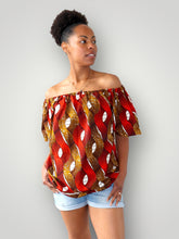 Afbeelding in Gallery-weergave laden, Off Shoulder Top van Afrikaanse Print - Rood/Bruin
