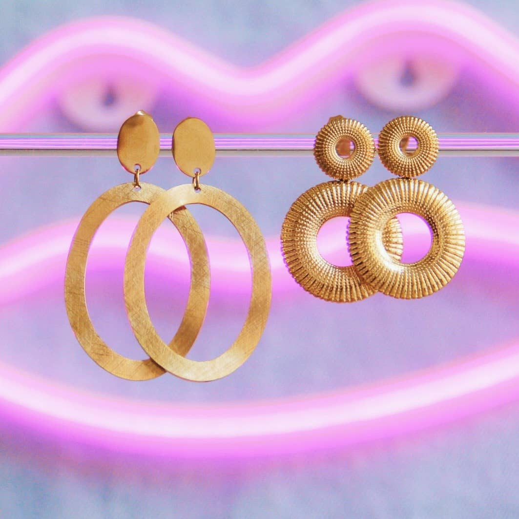 Statement oorbellen grote ovale ring - goud