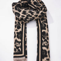 Wollen sjaal met luipaardmotief FL202DF: Kameel / 30% Wol - 70% Viscose