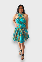 Afbeelding in Gallery-weergave laden, Multiway Midi Jurk van Afrikaanse Print - licht Groen
