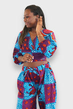 Cargar imagen en el visor de la galería, Twee-delige Set met Wrap Top en Baggy Broek – Felle Blauwe &amp; Paarse Print
