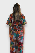 Load image into Gallery viewer, Twee-delige Set met Cropped Top en Baggy Broek – Tribal Print
