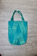 Afbeelding in Gallery-weergave laden, Tote Tas in Afrikaanse Print - Licht Blauw
