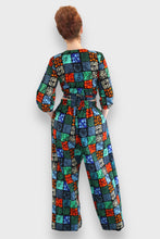 Load image into Gallery viewer, Tweedelige Set met Wrap Top en Baggy Broek in Kleurrijk Patchwork Design
