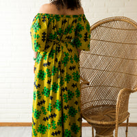 Off-shoulder maxi-jurk