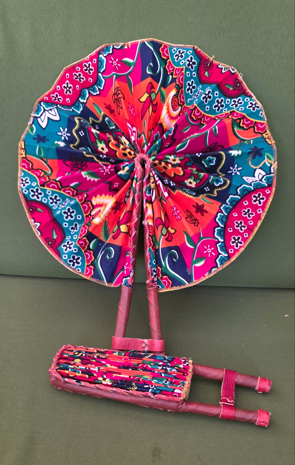 Afrikaanse Waaiers/ HandFans