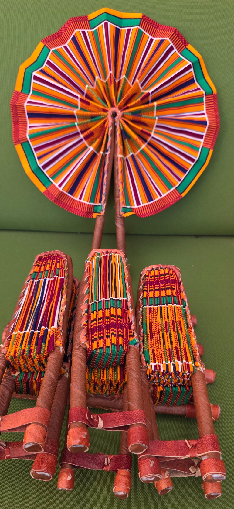 Afrikaanse Hand Waaiers-Ama HandFans