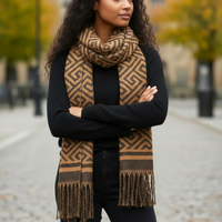 NANA sjaal met geometrisch patroon