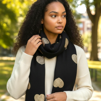 NANA sjaal met hartmotief (Zwart)