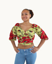 Afbeelding in Gallery-weergave laden, Off Shoulder Wrap Top van    Afrikaanse Wax-Print
