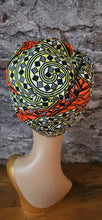 Charger l&#39;image dans la galerie, Hoofddoek/Headwrap in Afrikaanse Print
