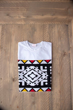 Load image into Gallery viewer, Afrikaanse Print T-shirt (Unisex)
